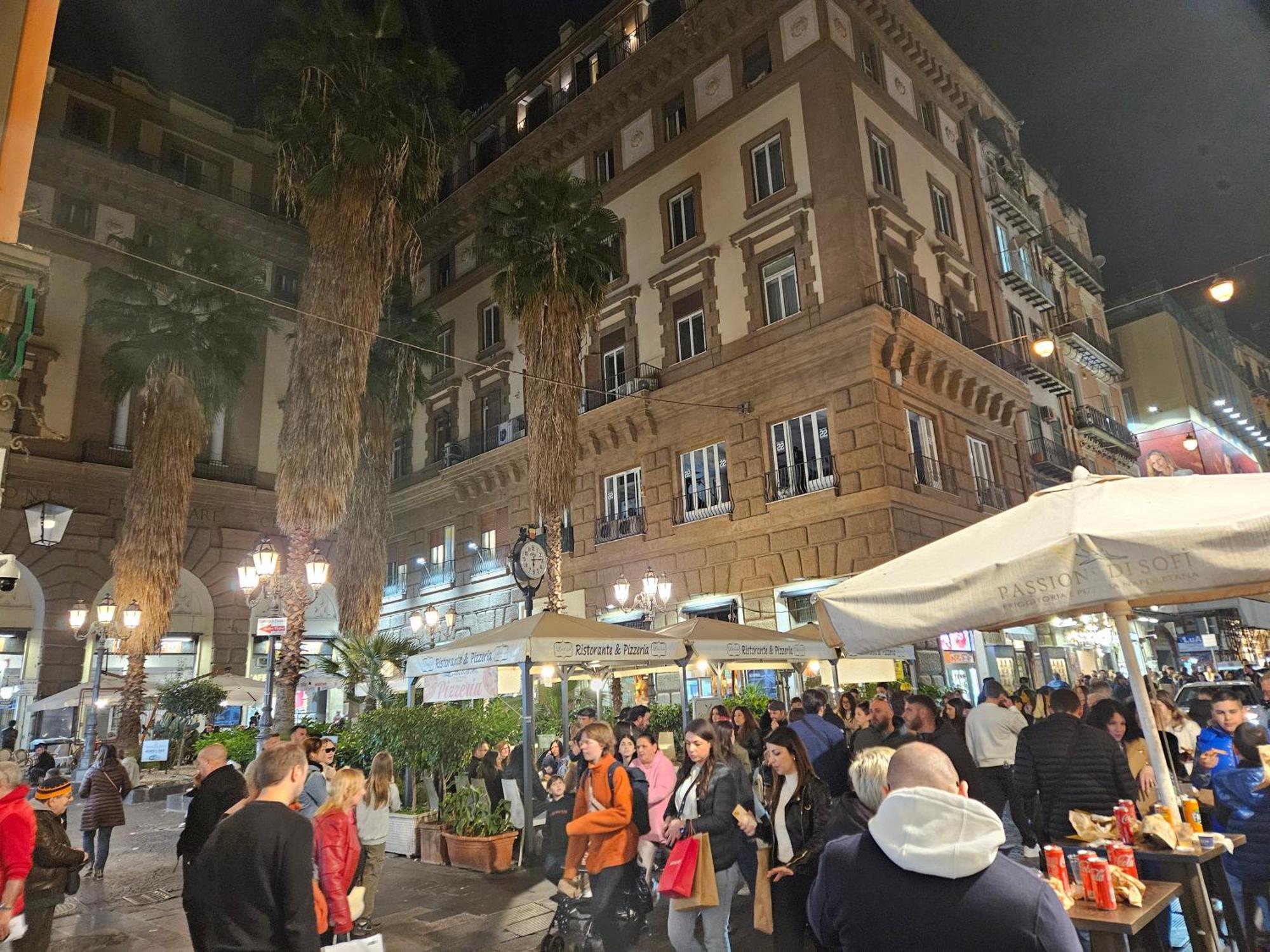 Casa Savoia Dream Leilighet Napoli Eksteriør bilde